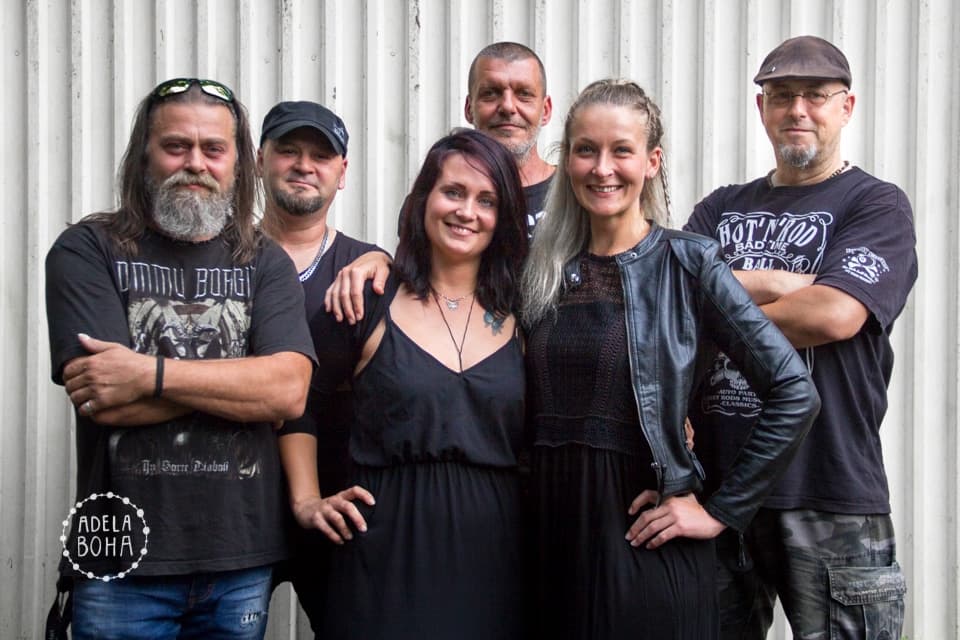 O praní prádla, Nightwish a baskytaristkách. Jak to vidí budějčtí Nightwings?