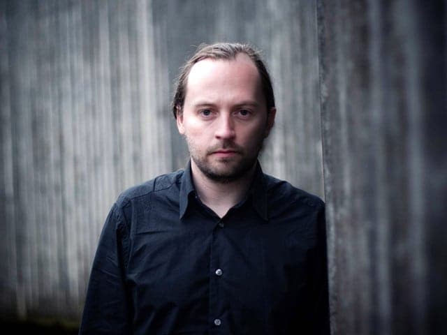 Squarepusher zahraje poprvé v České republice. Legenda elektronické hudby vystoupí na festivalu Pop Messe