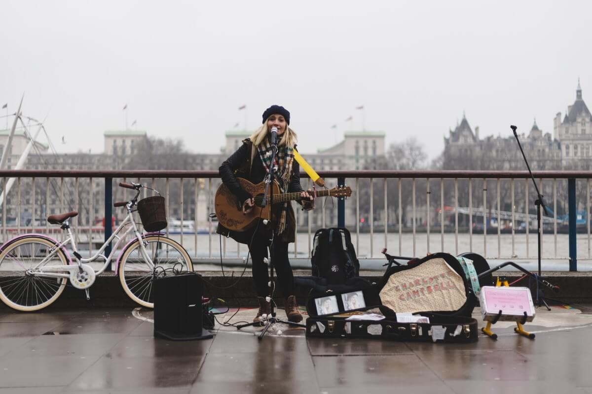 Busking – co potřebujete vědět o pouličním hraní
