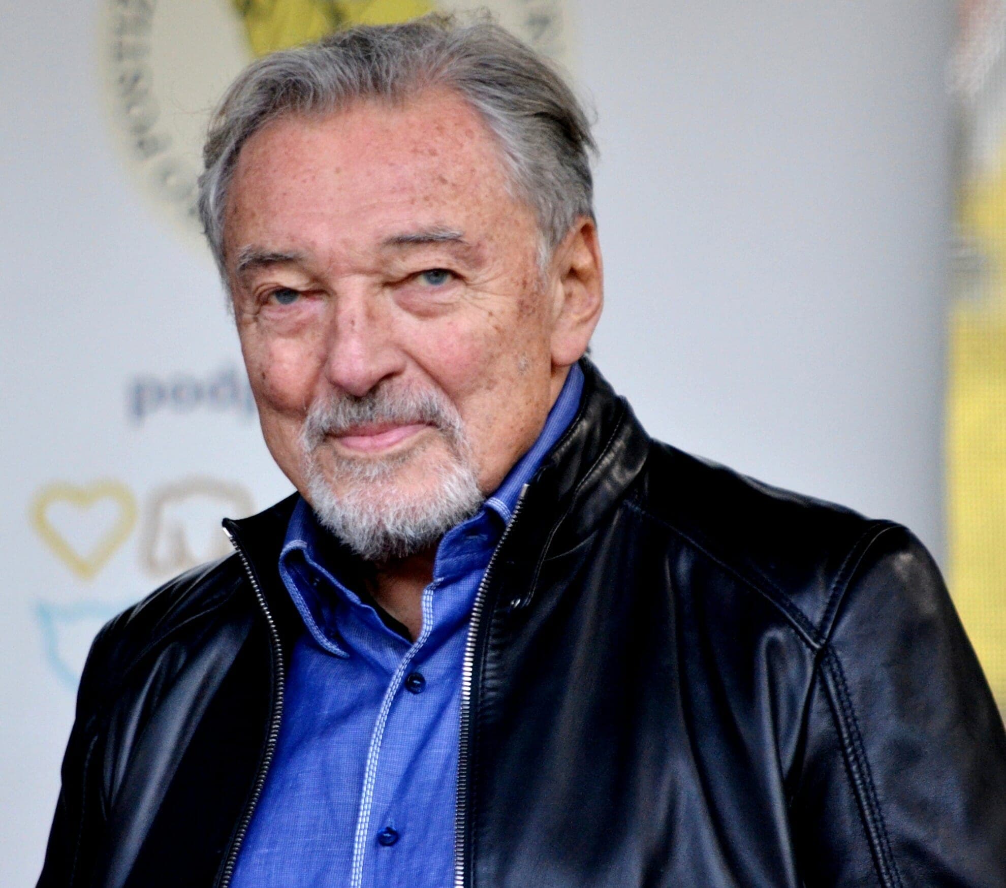 V 80 letech zemřel mnohonásobný slavík Karel Gott