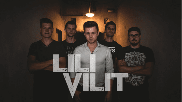 Viktor Holomek oprašuje slávu, s Lili Vilit odkrývá nové EP