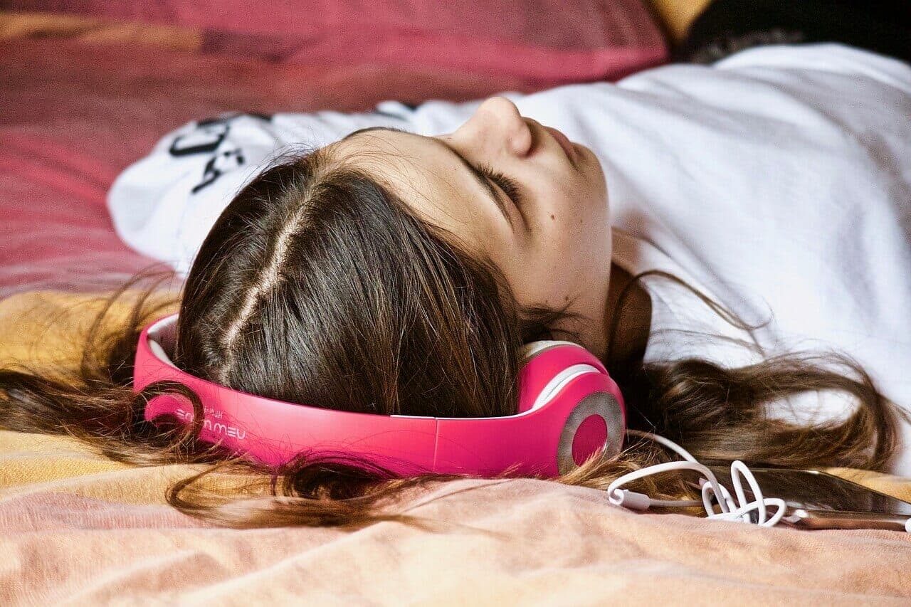 Hudba, koncentrace a relaxace aneb jak nám hudba může pomáhat? Koncentrace a sluchová percepce